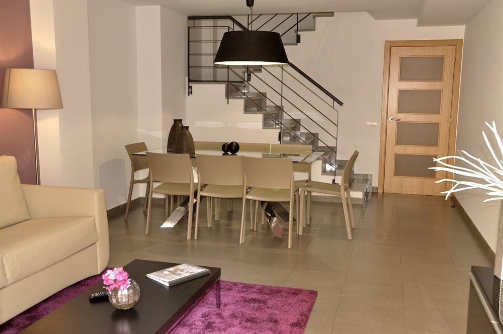Weflating Gracia Apartment Barcelona